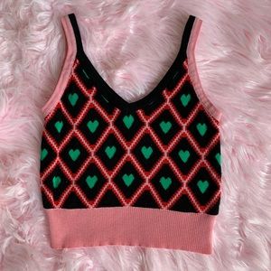 **MUST GO** Very Cropped Argyle Heart Tank